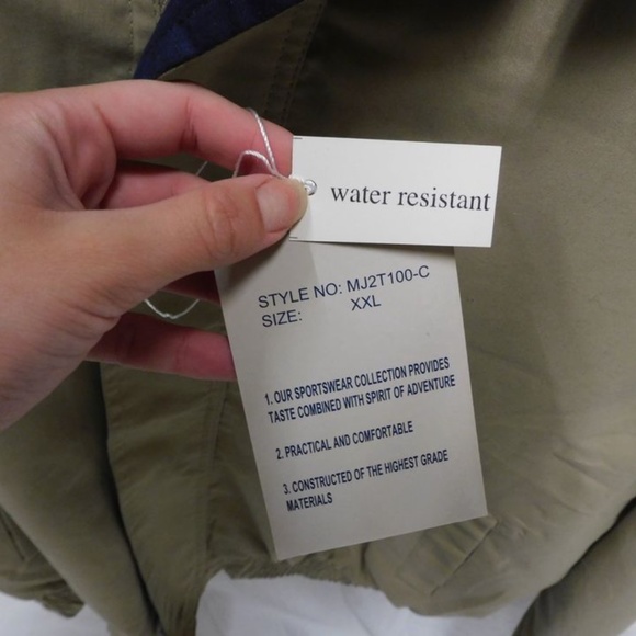 Brand New Roochi Lightweight Men's Zip Jacket (Size XXL) - Picture 3 of 5